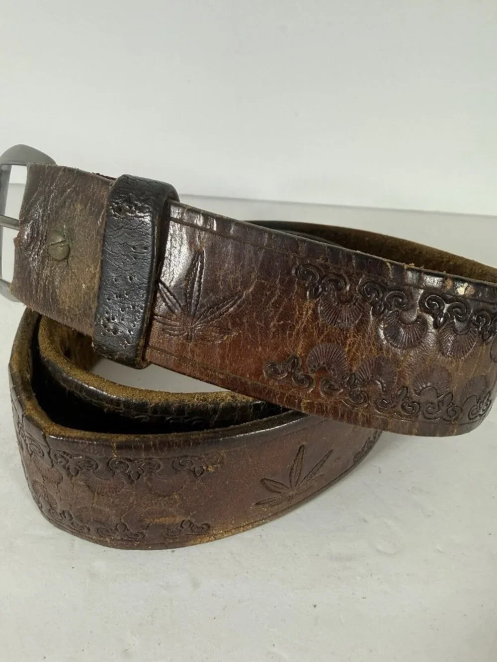Vintage 90s Tooled Embossed Leather Belt Brown Western